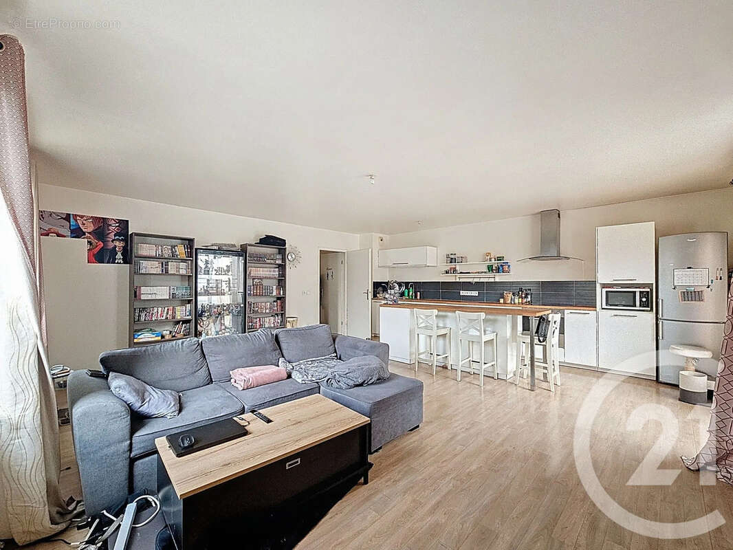 Appartement à MOISSY-CRAMAYEL