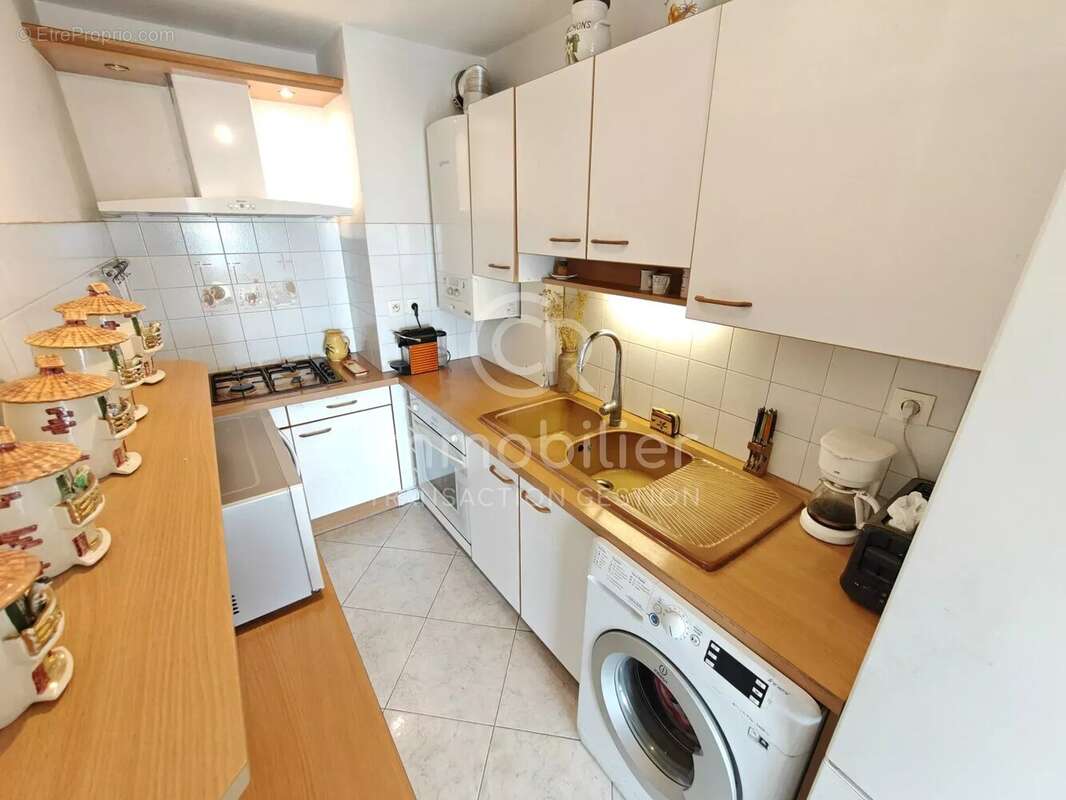 T4 83.63 m² vue mer etage eleve grand garage - photo 9