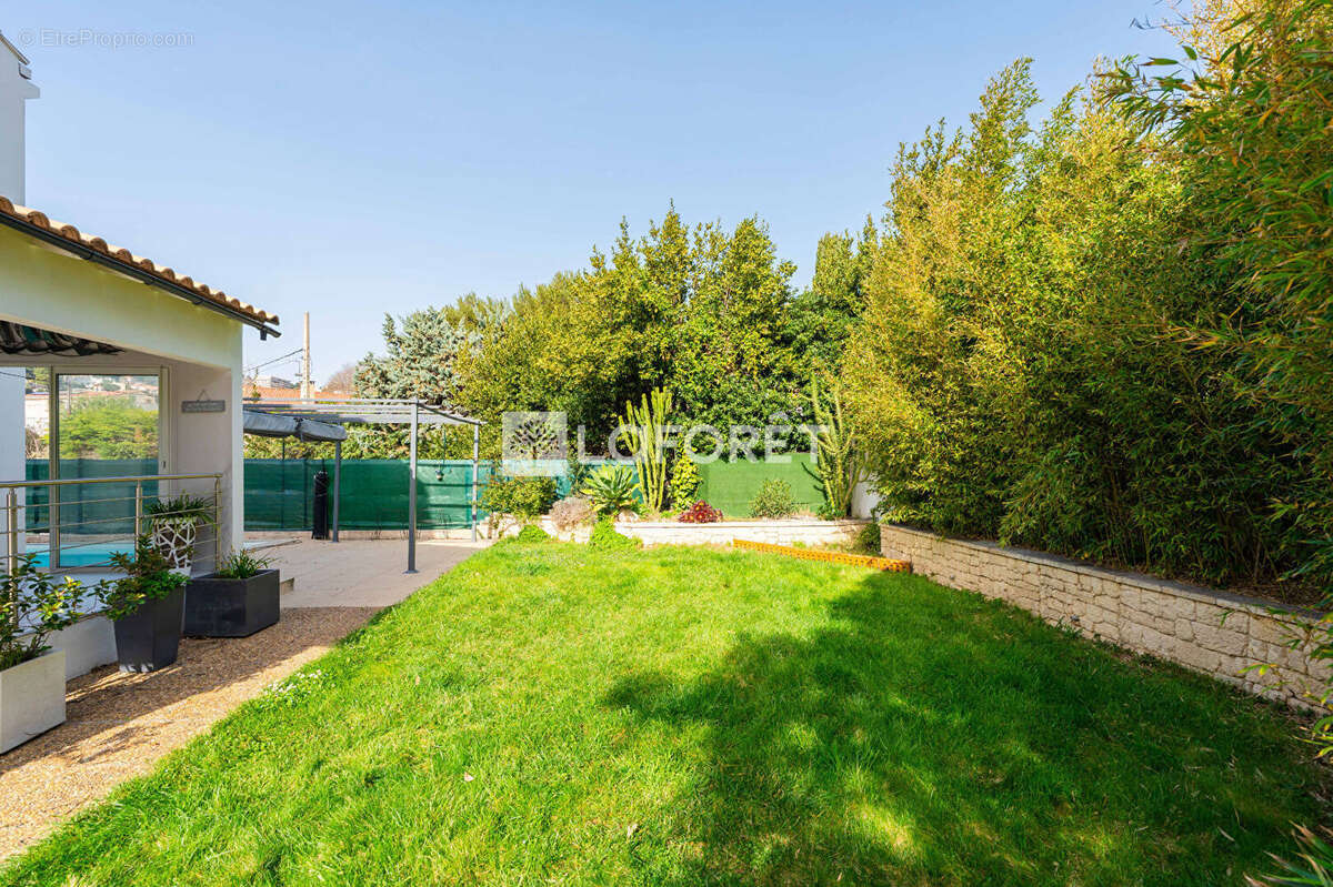 Maison à MARSEILLE-8E