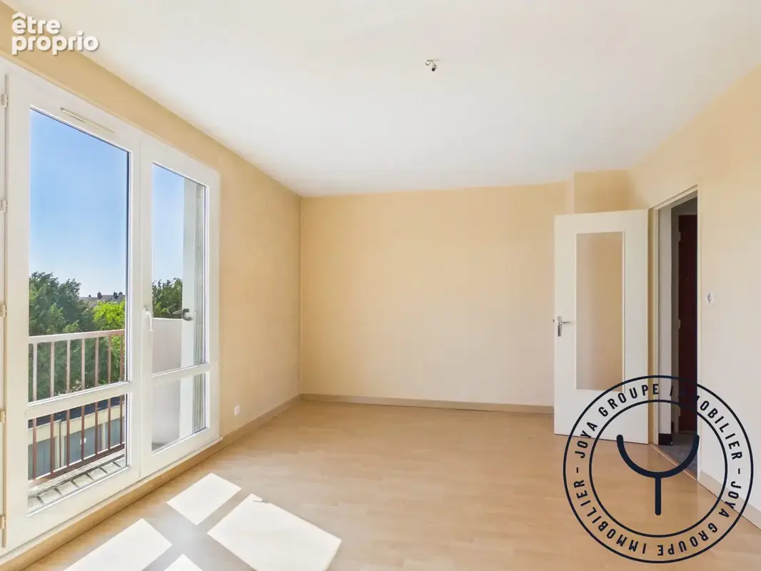 Appartement 60 m² à Romilly-Sur-Seine  - photo 2