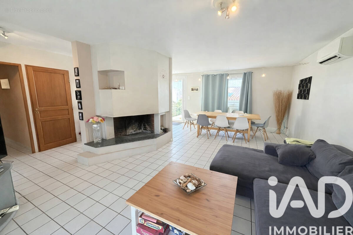 Photo 1 - Maison à CORNEBARRIEU
