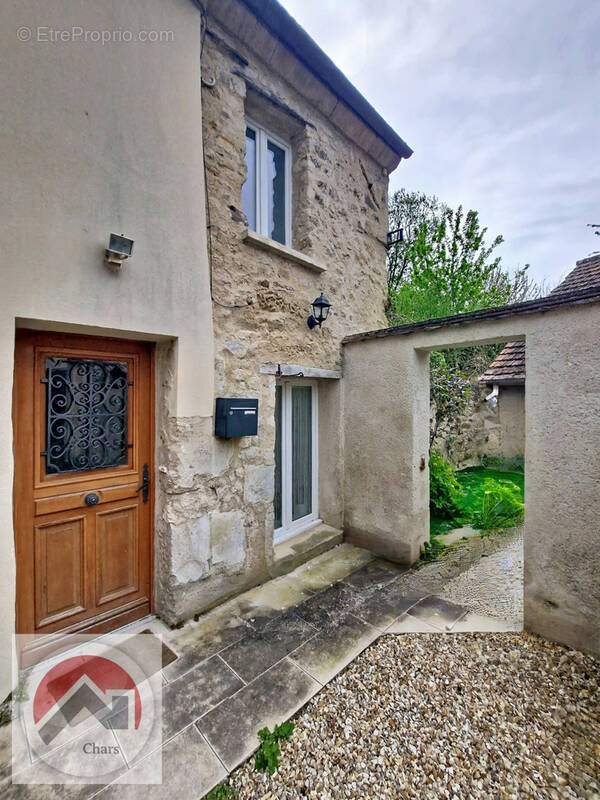 Maison à MARINES