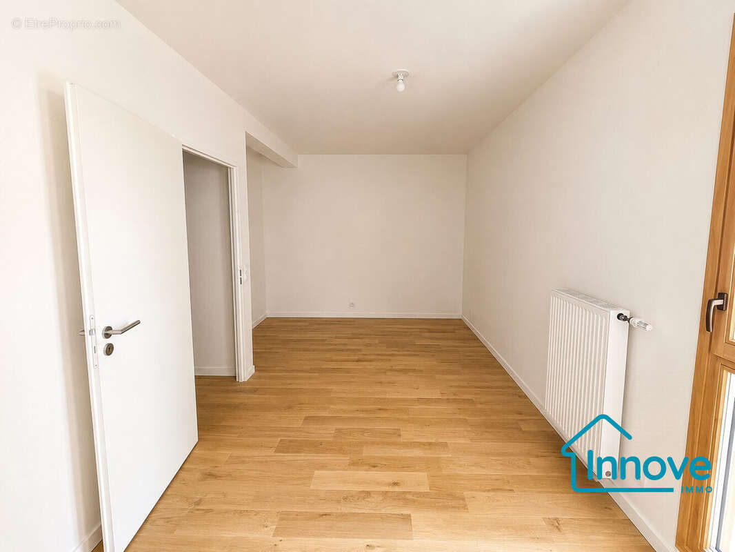 Maison 116 m² à Viroflay  - photo 8