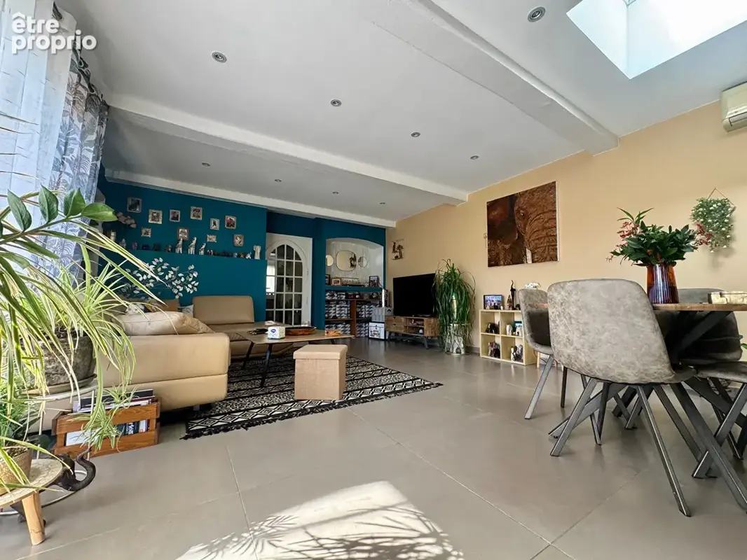 Superbe plain-pied de 149 m² avec jardin et stationnement ! - photo 6