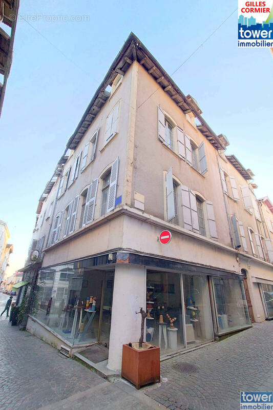 Maison à VILLEFRANCHE-DE-ROUERGUE