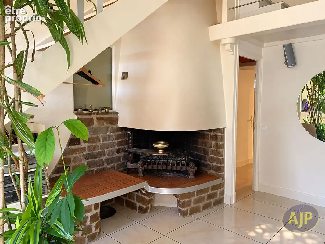 VERTOU, propriété 7 pièces sur 1413 m² de terrain - photo 6