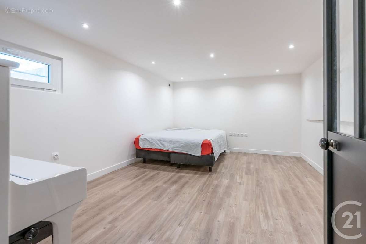 Maison à THORIGNY-SUR-MARNE