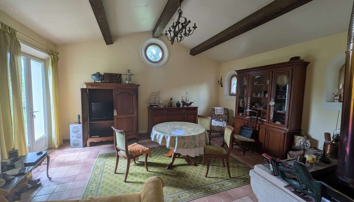 Maison à GONFARON
