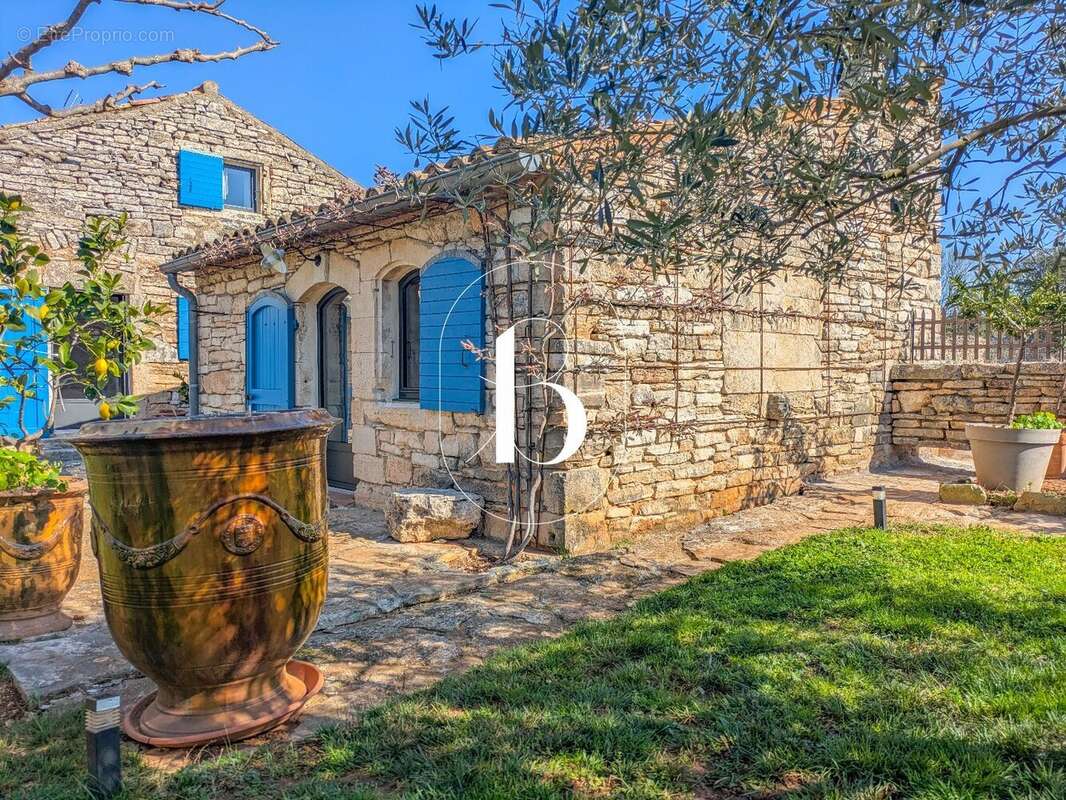 Maison à ORGNAC-L'AVEN