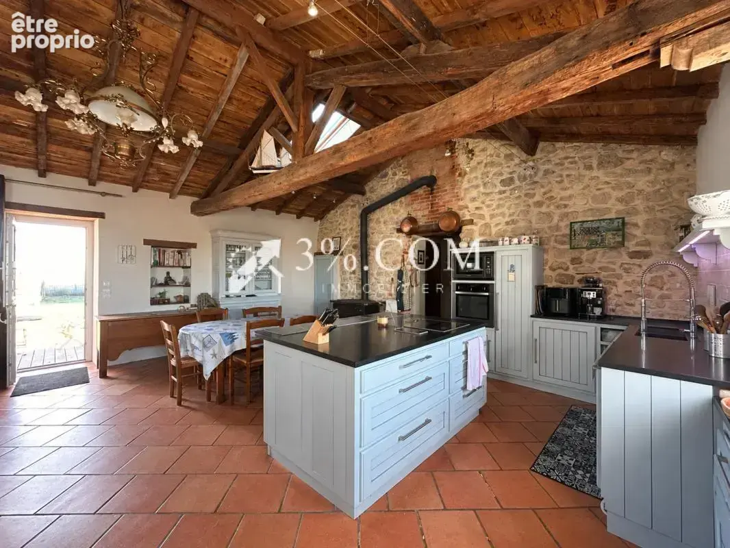 Longère vendéenne de caractère - 124 m2 - photo 1