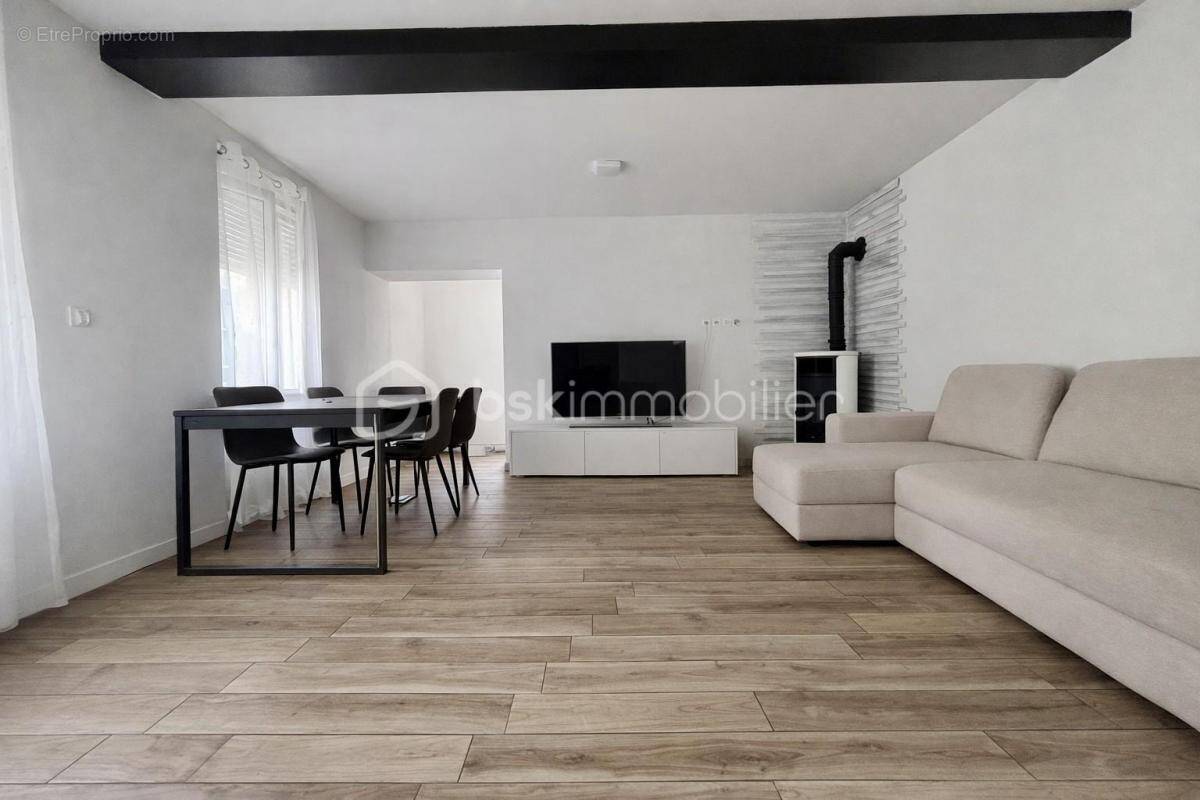 Appartement à ESCAUDAIN