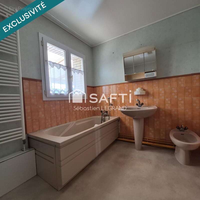 Maison 96 m² à Givenchy-En-Gohelle  - photo 5