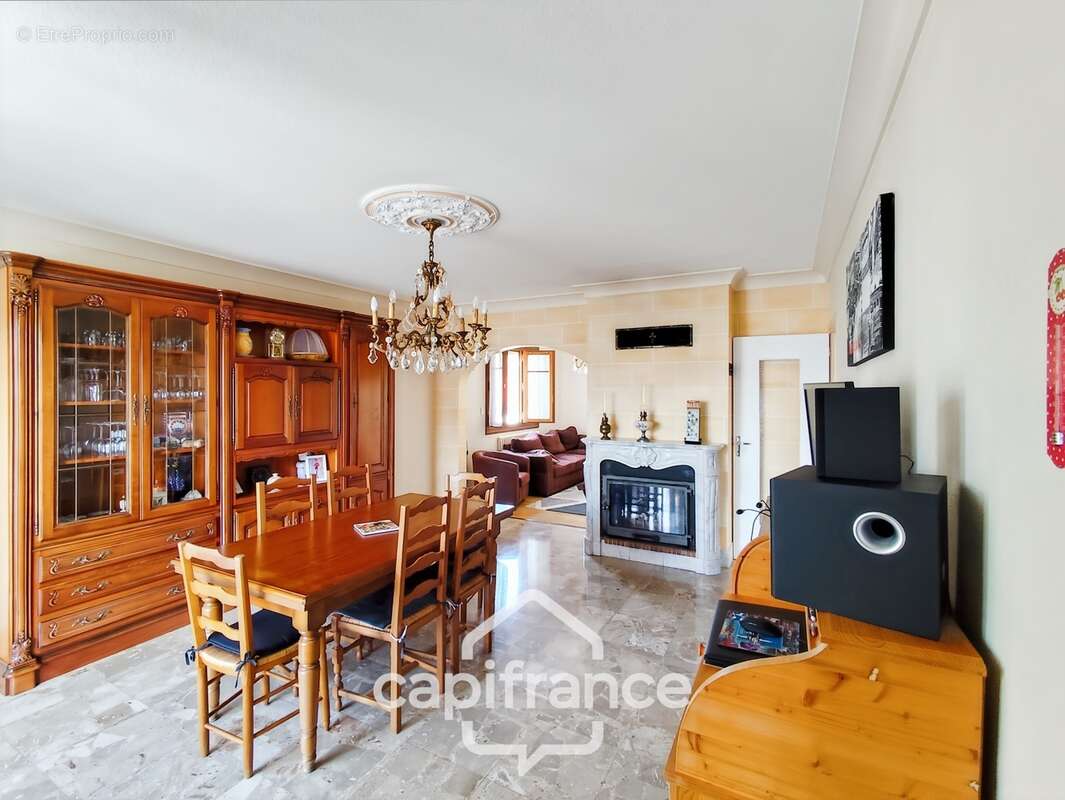 Maison à vendre 5 pièces BESSE SUR BRAYE (72)  -  Terrain 527 m²  - - photo 6