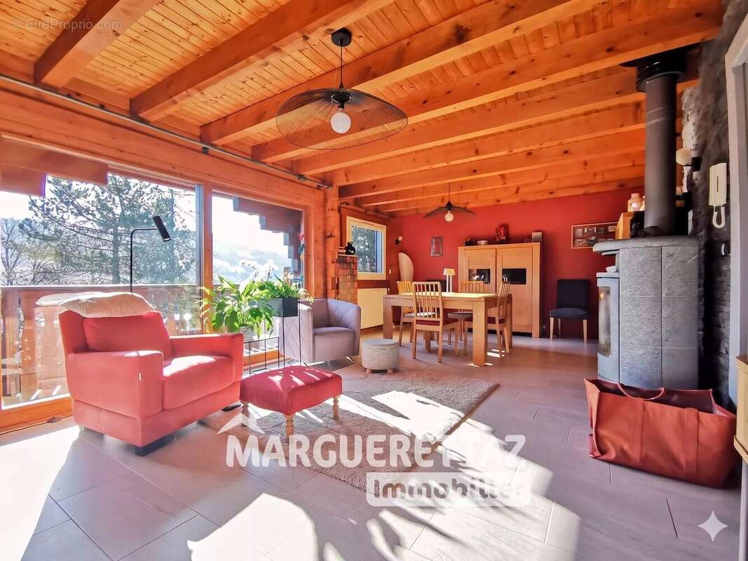 Maison à FILLINGES