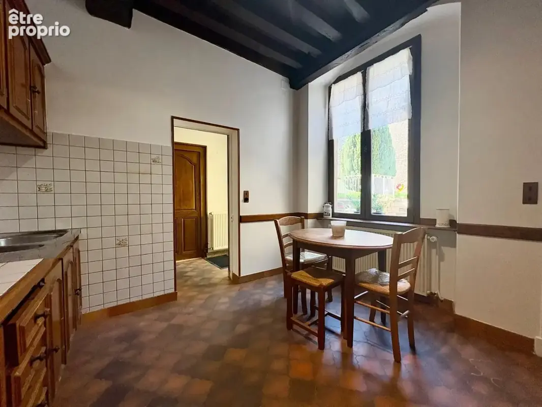 Maison de caractère avec jardin, garage double et beau potentiel centre Arnay-le-Duc / 40mn de DIJON - photo 4
