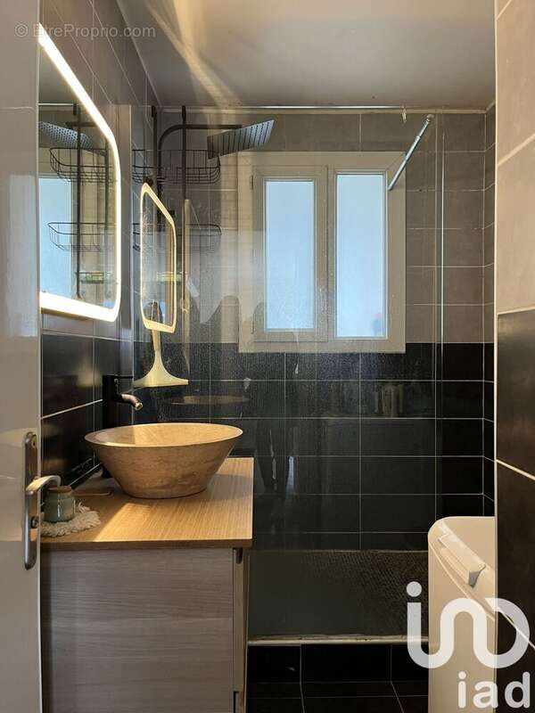 Photo 6 - Appartement à MARSEILLE-11E