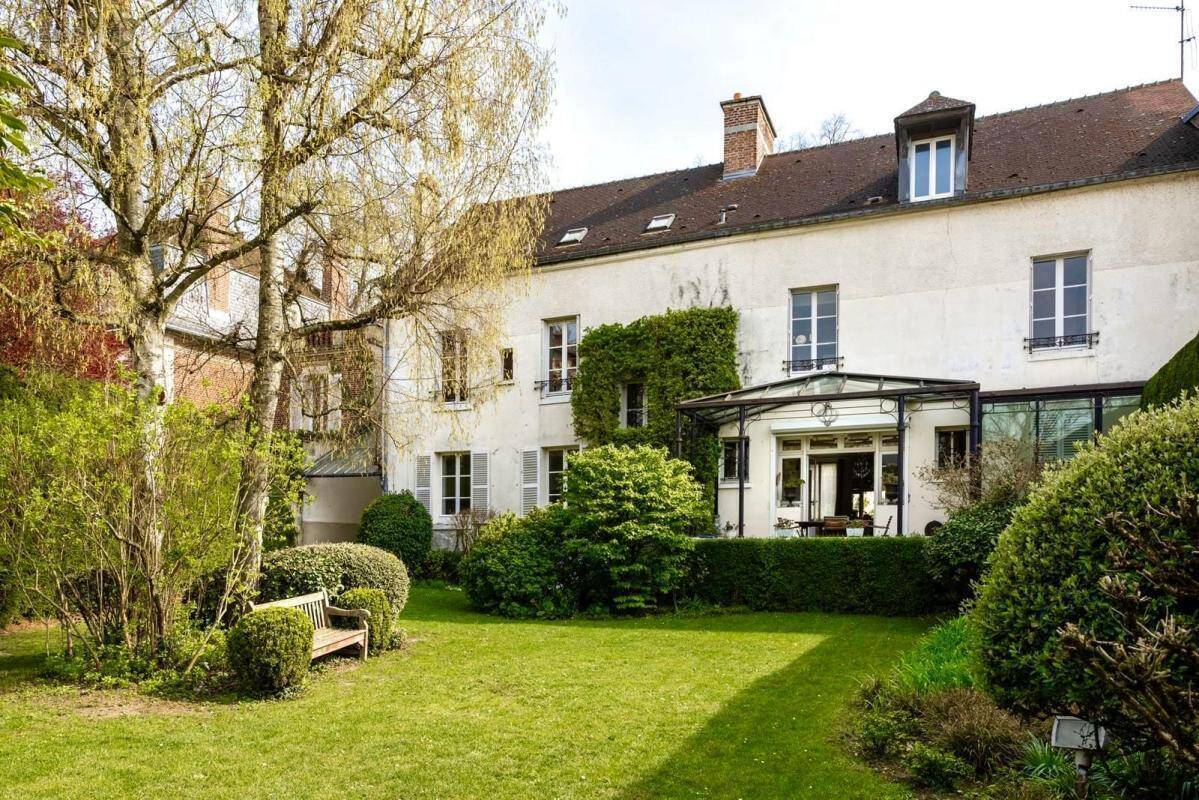 Maison à COMPIEGNE