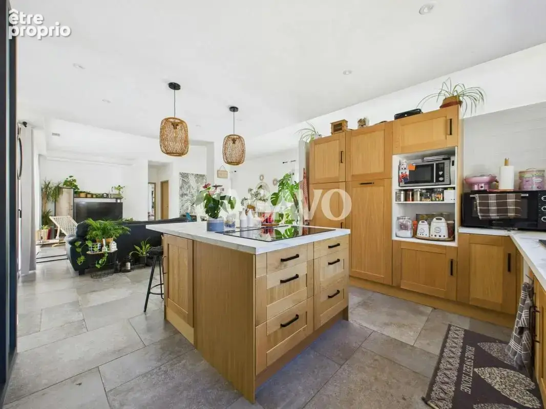 Vente Maison 5 pièces de 175m² - 83720 Trans-en-Provence - photo 8