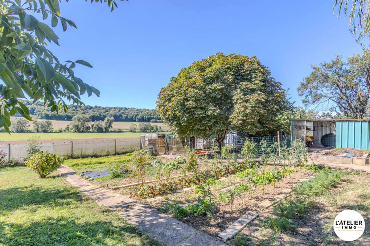 Maison à VANNES-LE-CHATEL
