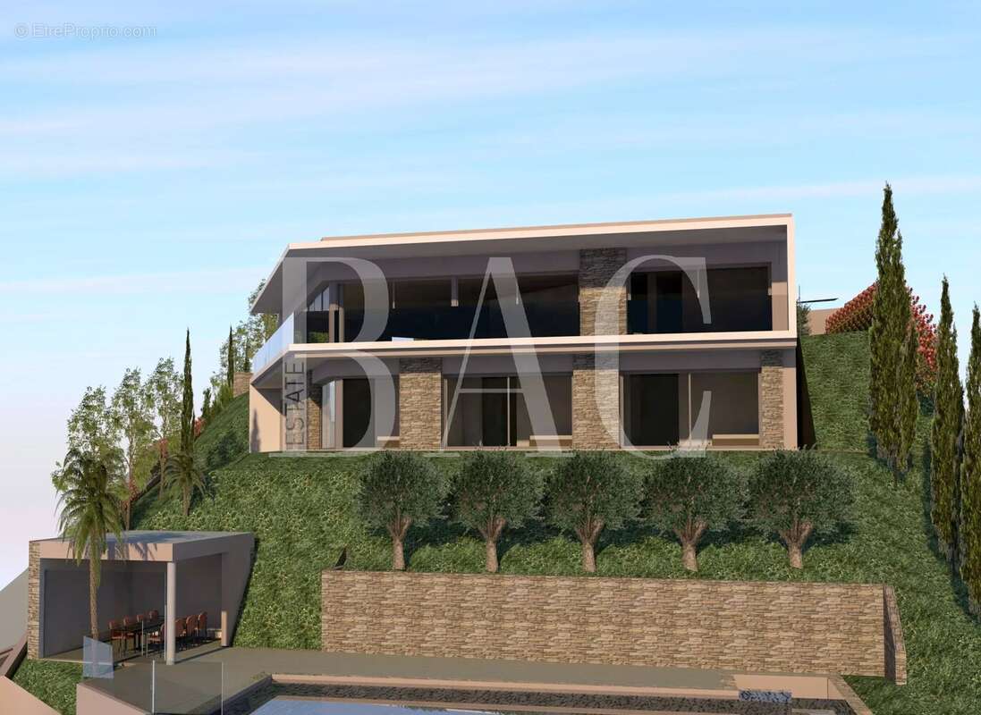 Maison à EZE
