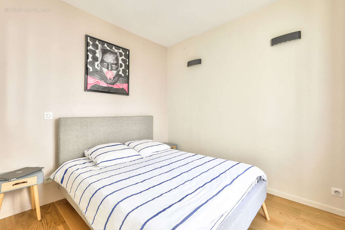 Appartement à PARIS-8E