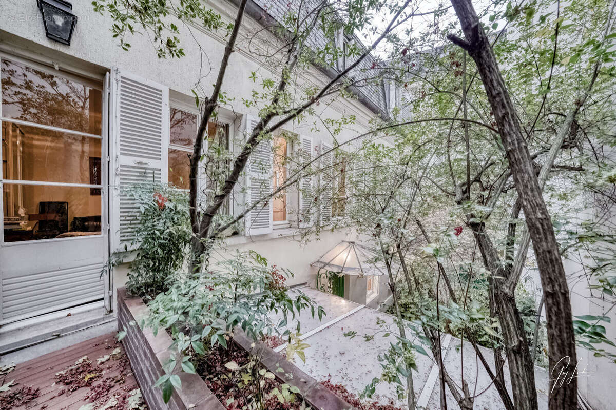 Photo 2 - Maison à PARIS-15E