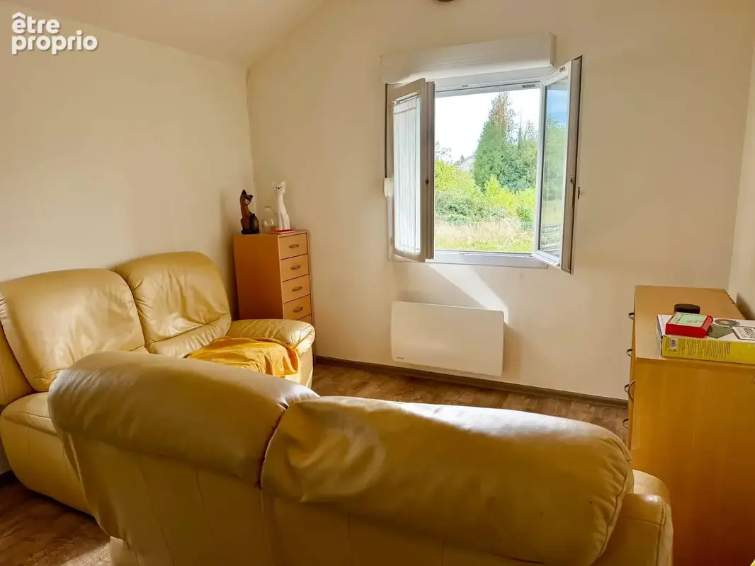 Vente maison de ville, 2 pièces, petit terrain lure centre ville - photo 4
