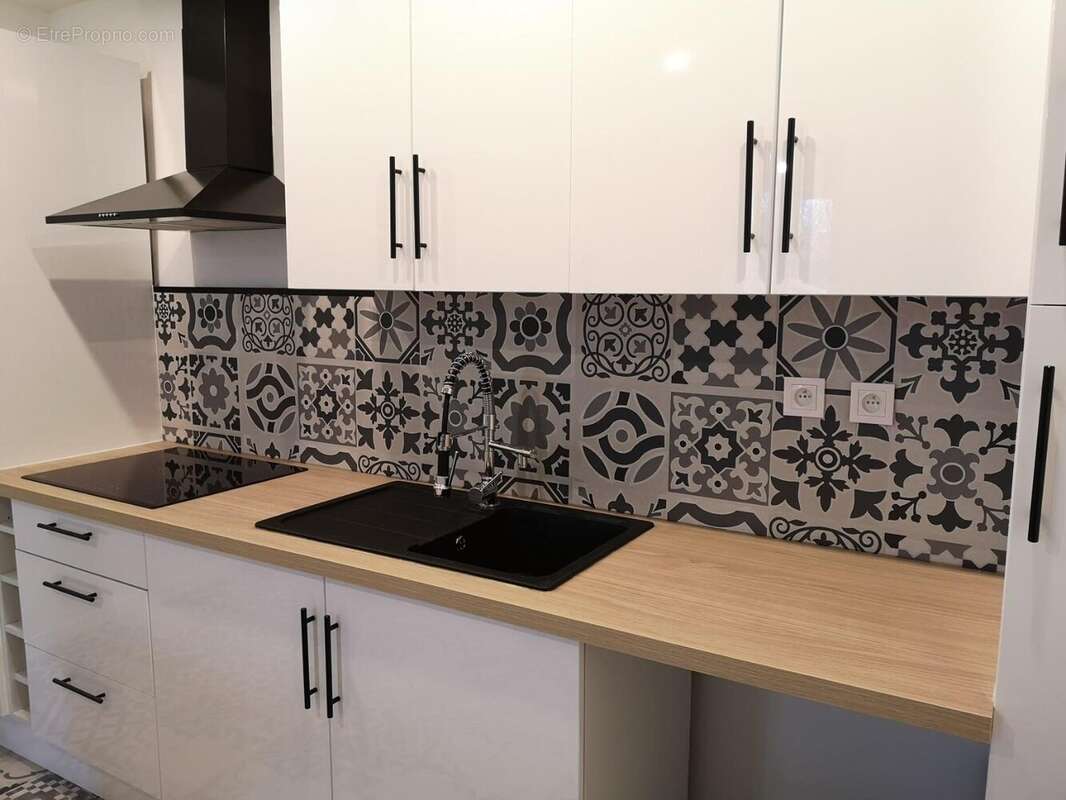 Maison à LA CHAPELLE-POUILLOUX