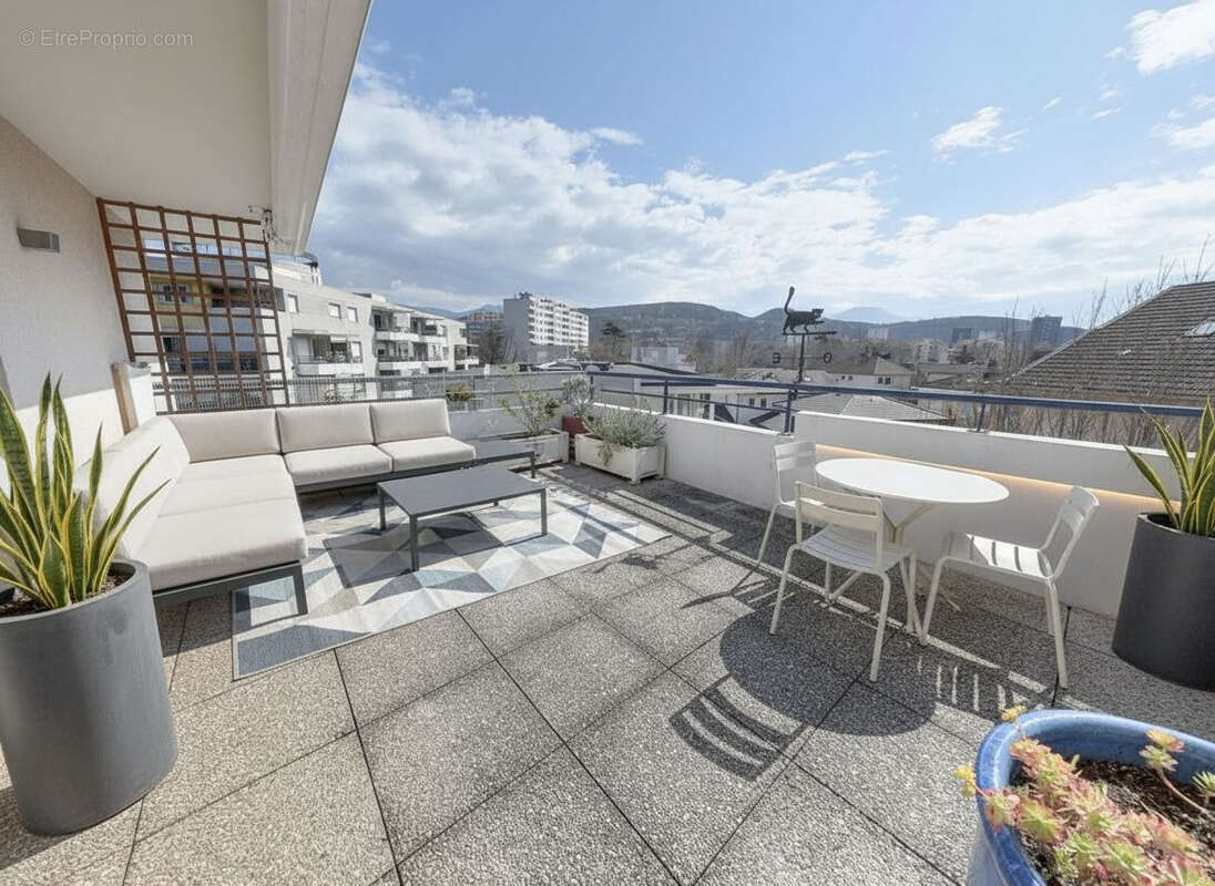 Appartement à ECHIROLLES