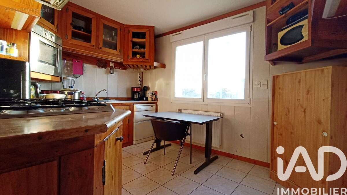 Maison 89 m² à Breteniere  - photo 8