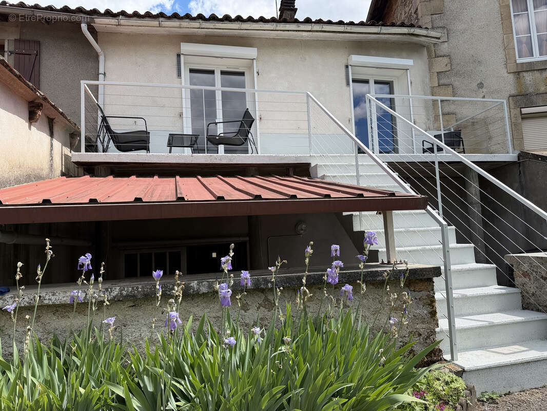 Maison à NIEUL