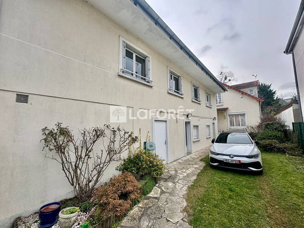Maison à CLICHY-SOUS-BOIS