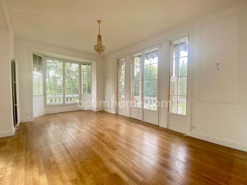 Maison à MONTMORENCY