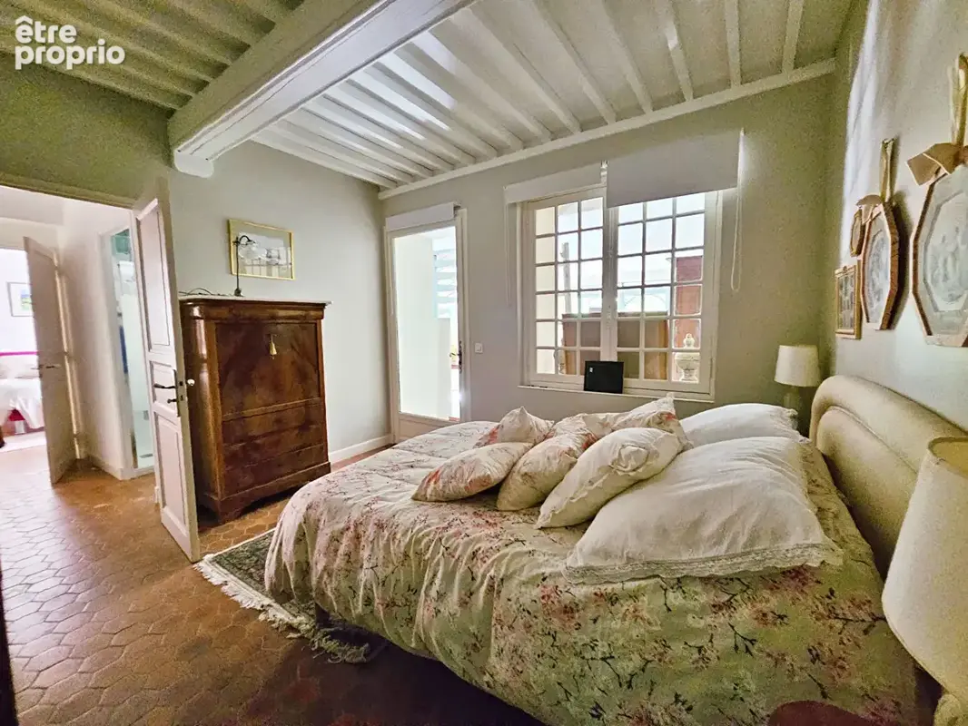 Maison Villeneuve les Avignon 190 m² - photo 8