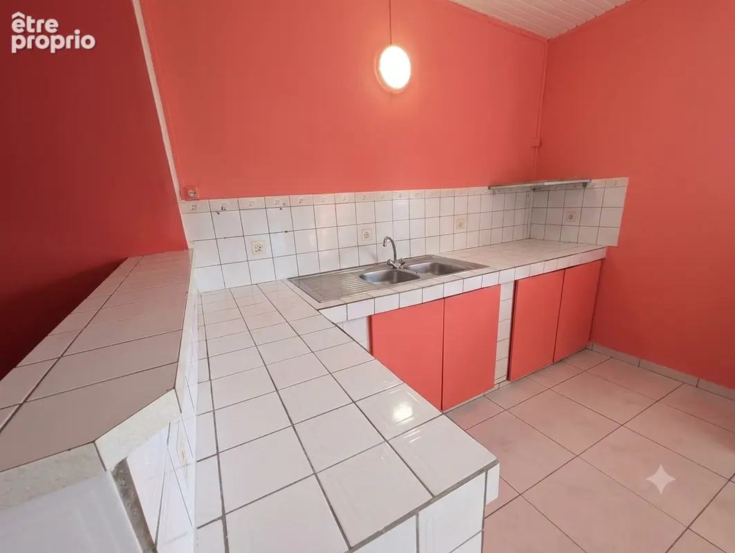 Ensemble immobilier composé de deux immeubles. - photo 15