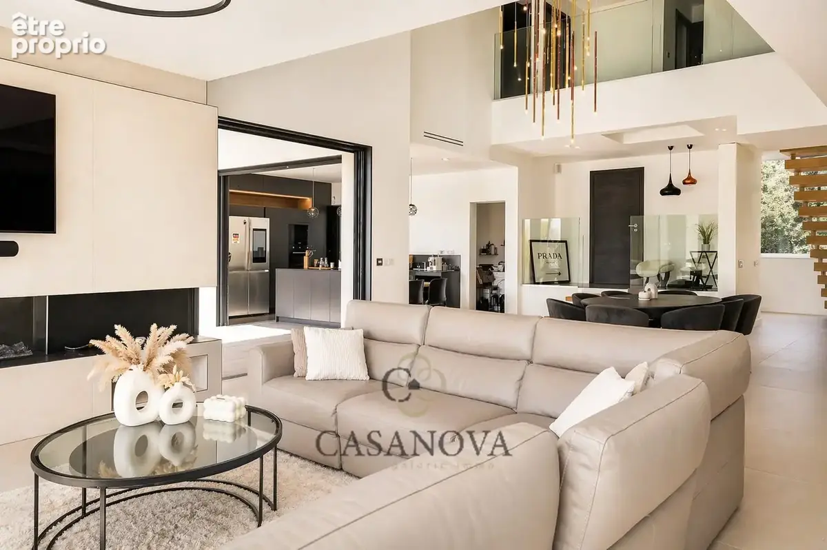 Villa moderne de 250 m² à Saint Gely-du-fesc sur 1150 m² de terrain - photo 17