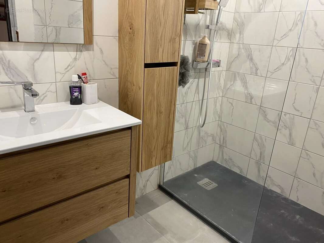 Appartement à AURIOL