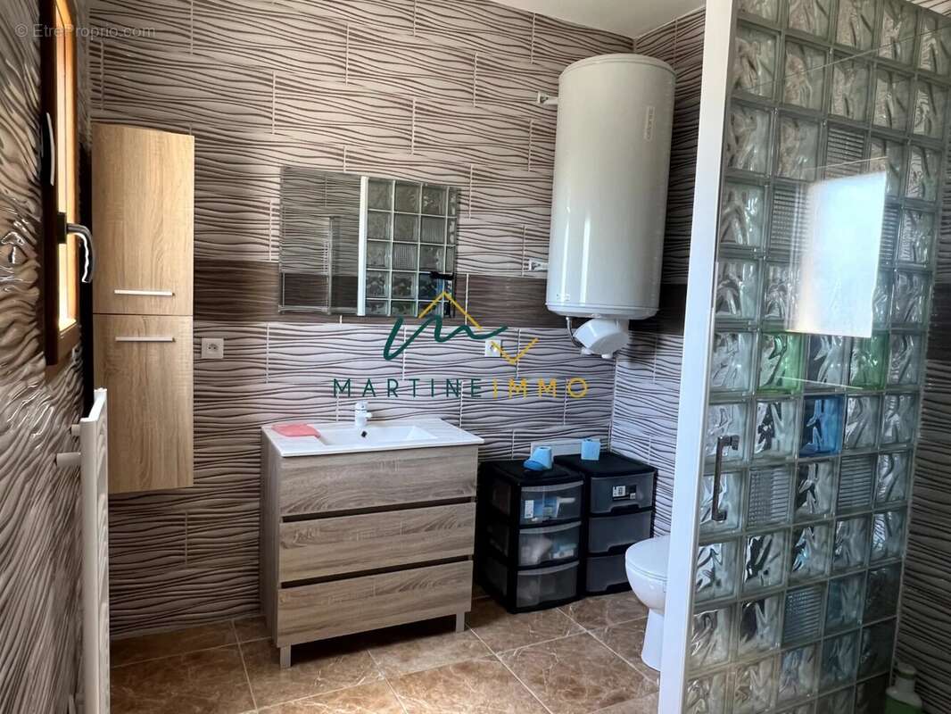 A VENDRE BEAUPUY   Propriété contemporaine de 290 m2 avec de - photo 29