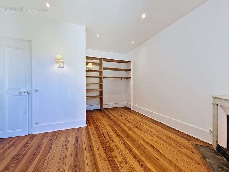 Appartement à AIX-LES-BAINS