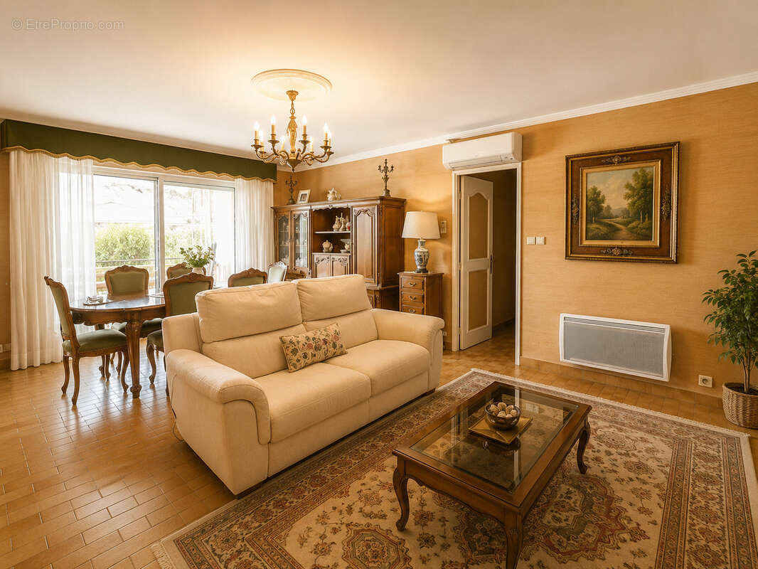 Appartement à MARSEILLE-4E