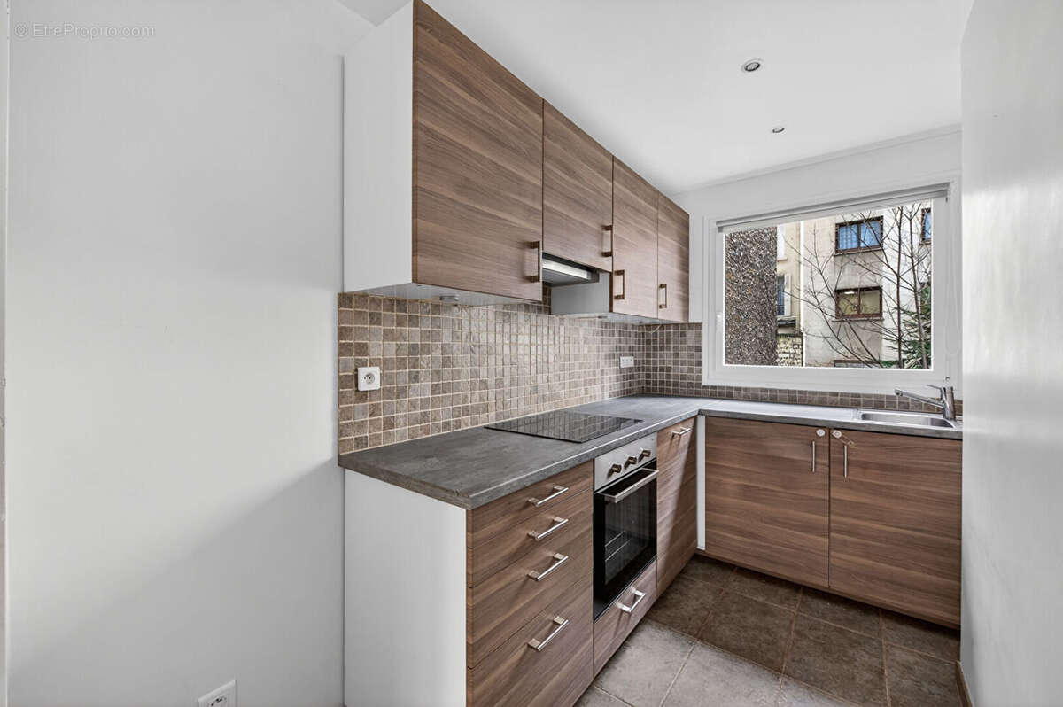 Appartement à PARIS-15E