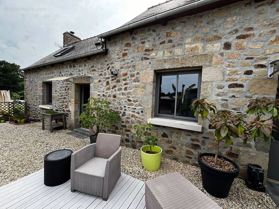 Maison à PLOUVARA