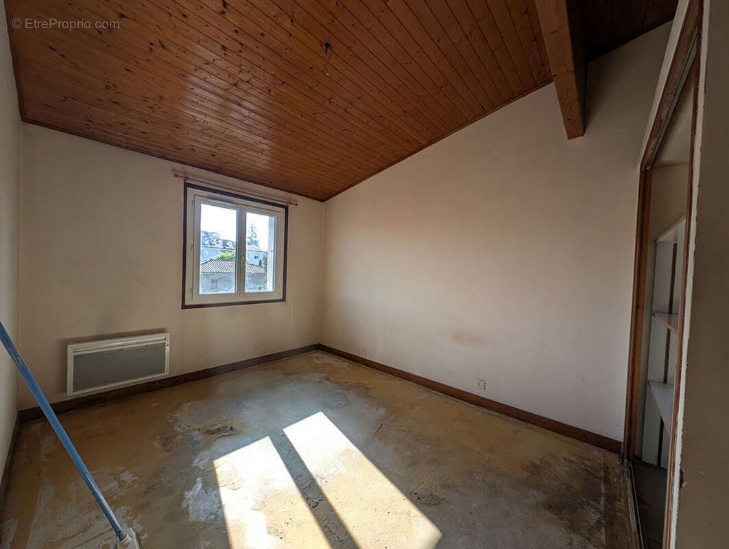 Appartement à SAINT-PERAY
