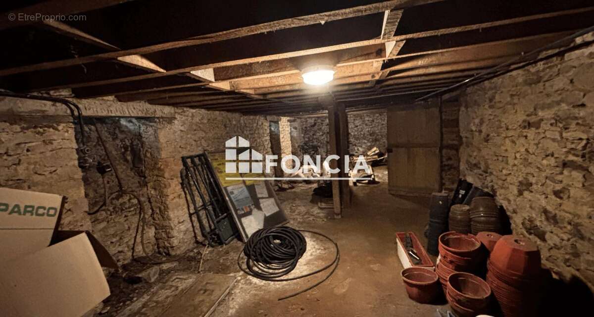 Ancien presbytère à réhabiliter ! - photo 9