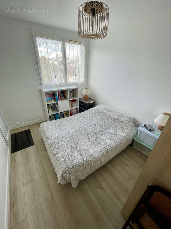 Appartement à BURES-SUR-YVETTE