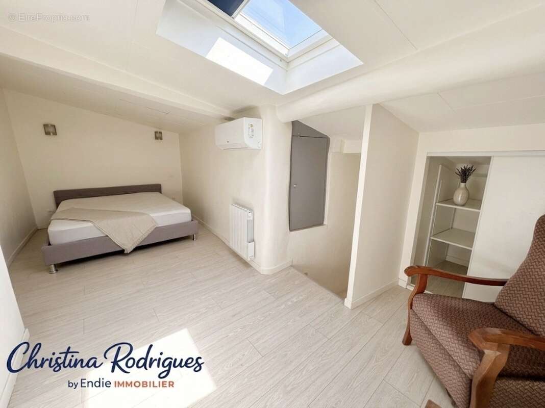 Appartement à LORGUES