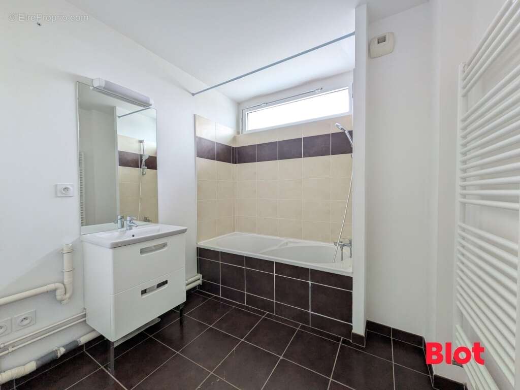 Appartement à THORIGNE-FOUILLARD