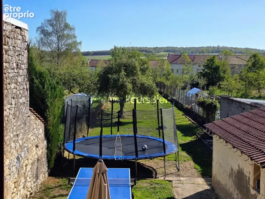 Maison de village 108m² à Rigny-la-Salle, 3 chambres , garage et jardin - photo 13