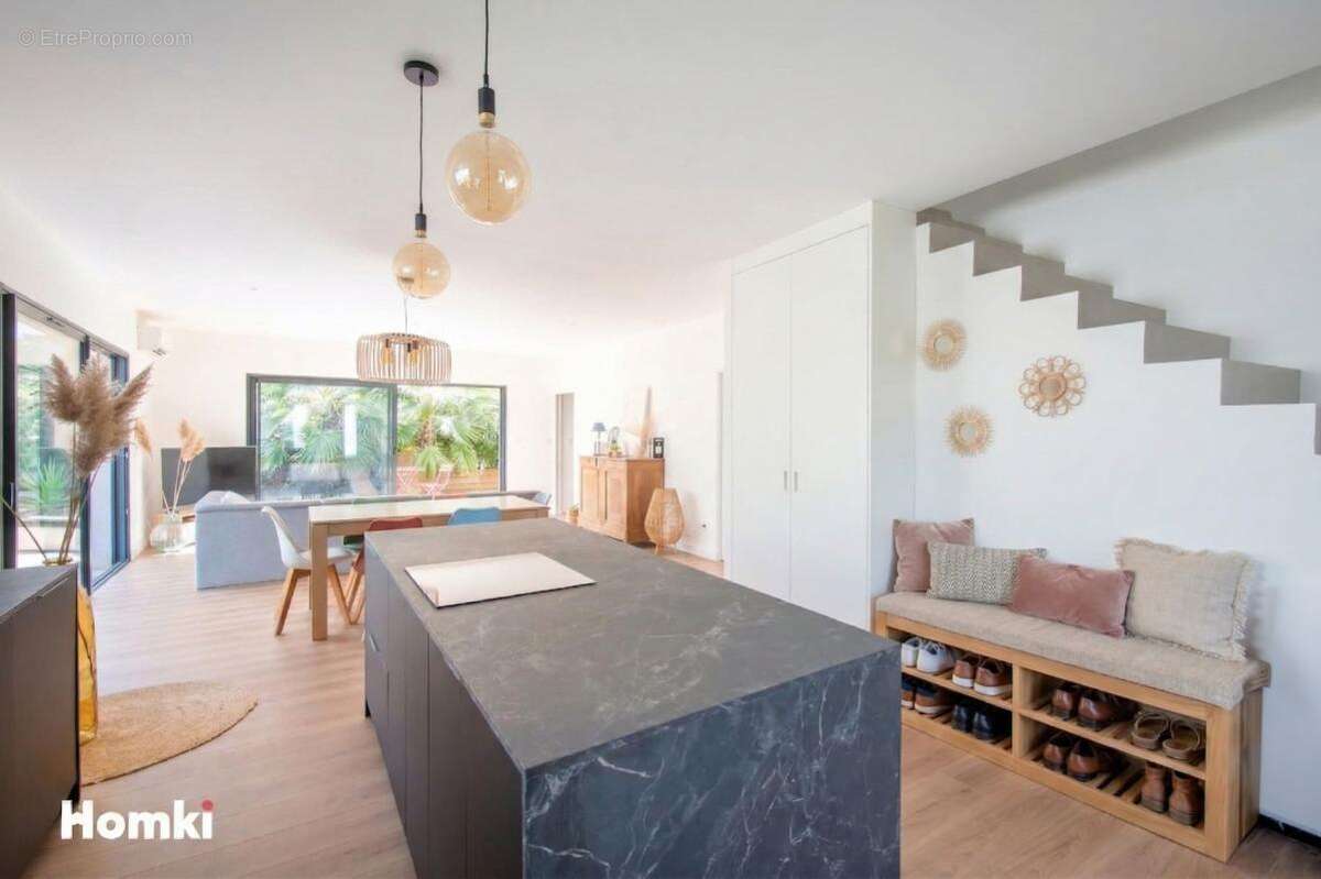 Maison à LANSARGUES