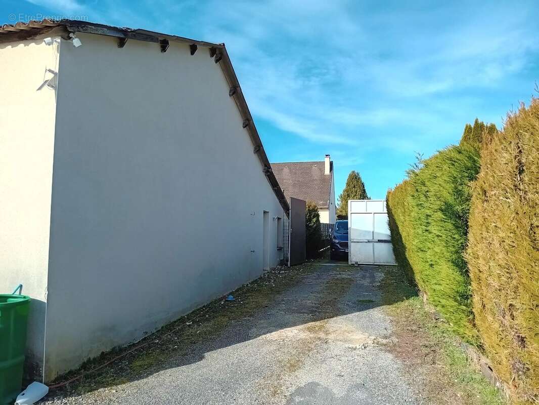 Commerce à AURILLAC